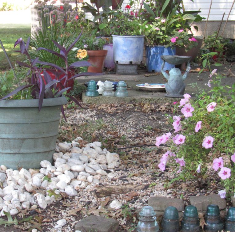 Photo of walk up to patio